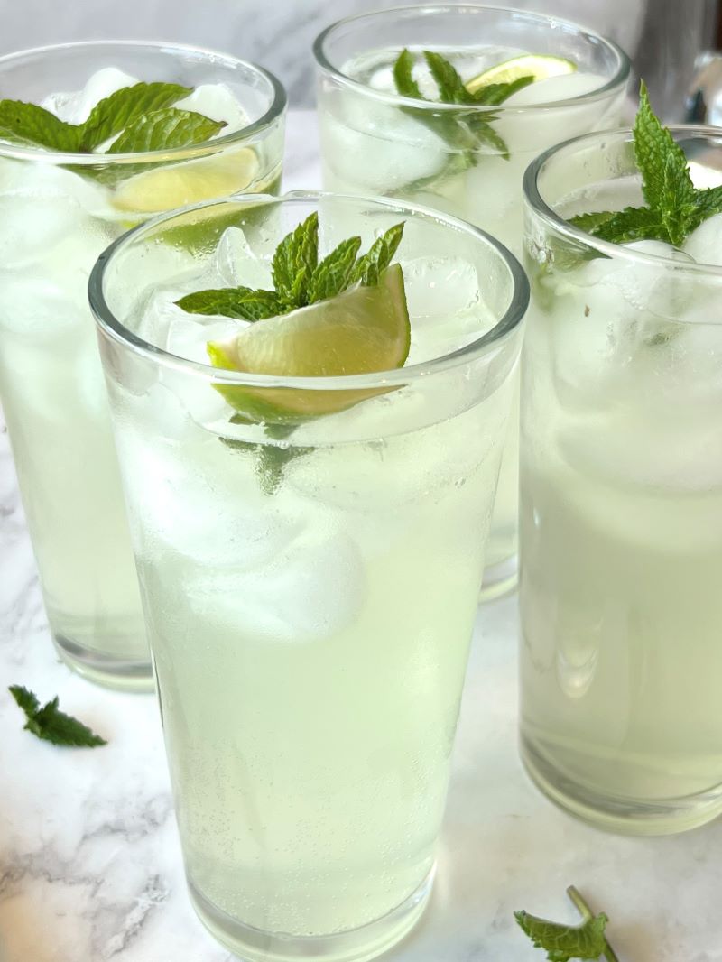 Party Perfect: Make-Ahead Mojito Mocktails for Any Gathering
